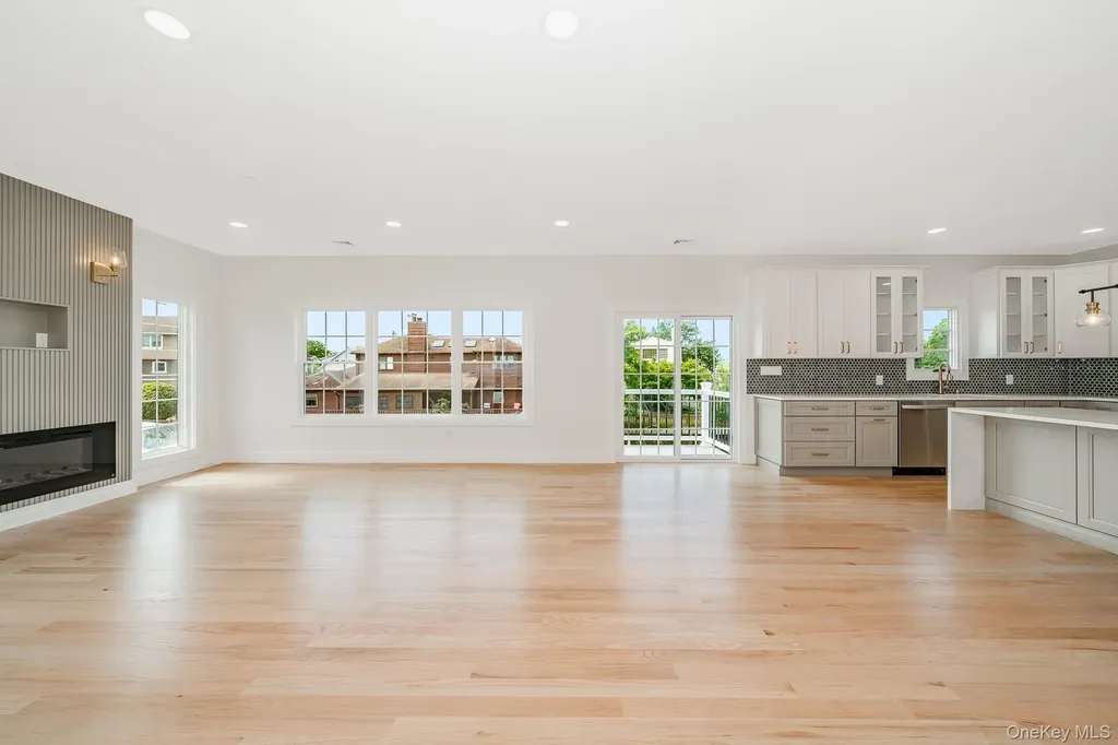 23 Bay Street Bellmore NY 11710