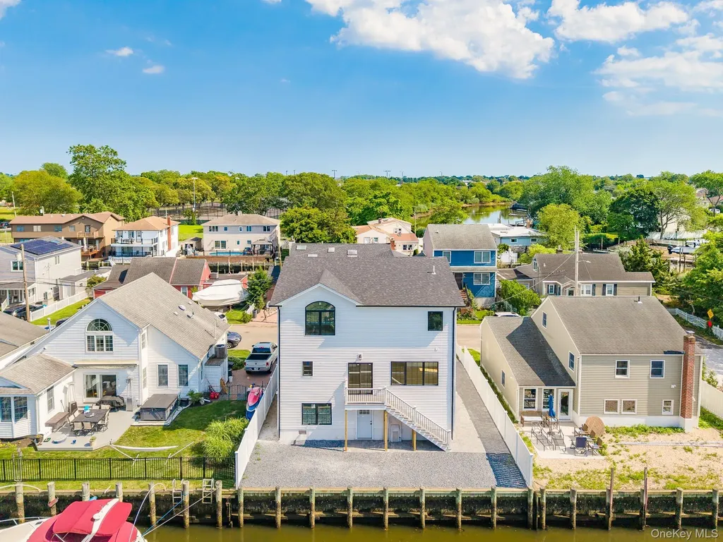 23 Bay Street Bellmore NY 11710