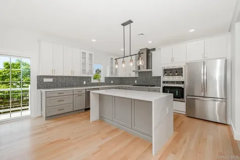 23 Bay Street Bellmore NY 11710