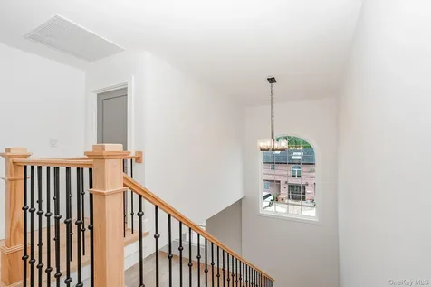 23 Bay Street Bellmore NY 11710