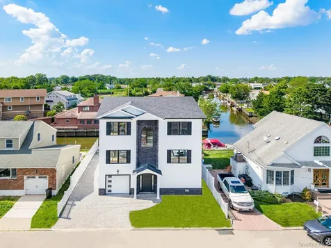 23 Bay Street Bellmore NY 11710