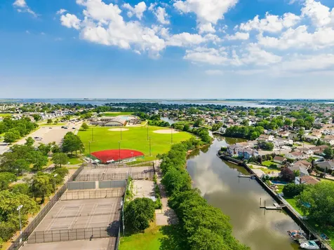 23 Bay Street Bellmore NY 11710