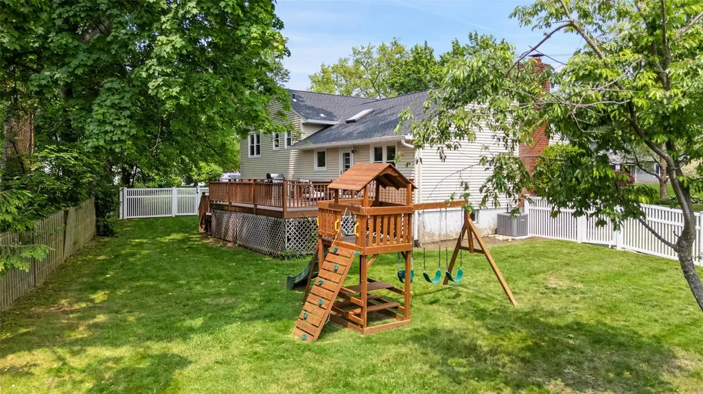 8 Elm Hill Drive Rye Brook NY 10573