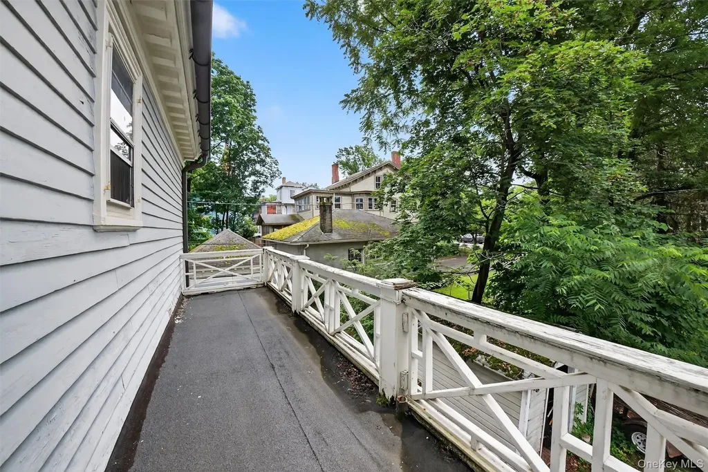 13 Garfield Place Poughkeepsie NY 12601