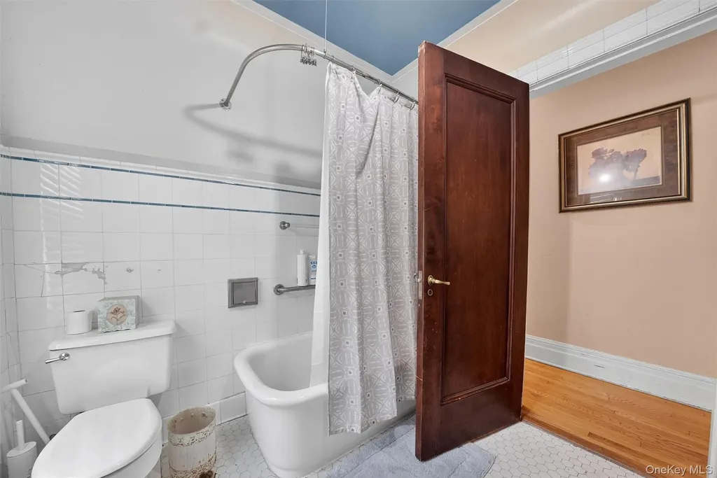 13 Garfield Place Poughkeepsie NY 12601
