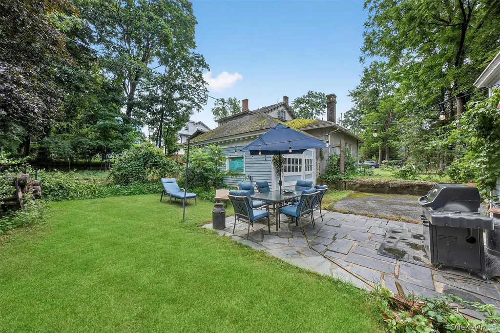 13 Garfield Place Poughkeepsie NY 12601
