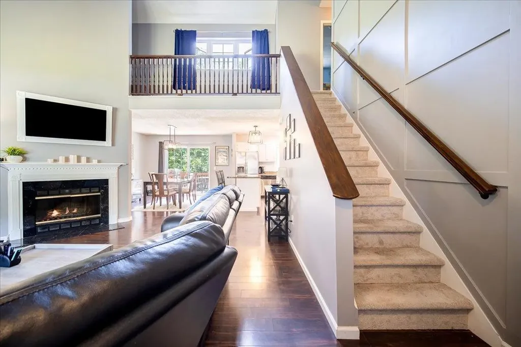 10 Lyford Lane Poughkeepsie NY 12601