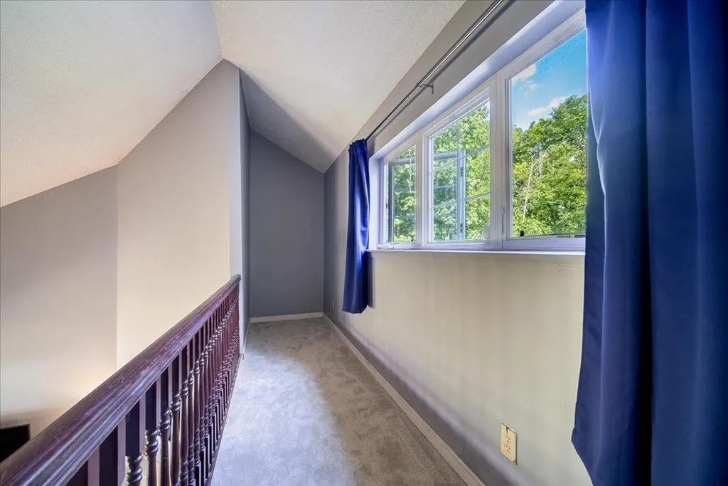 10 Lyford Lane Poughkeepsie NY 12601