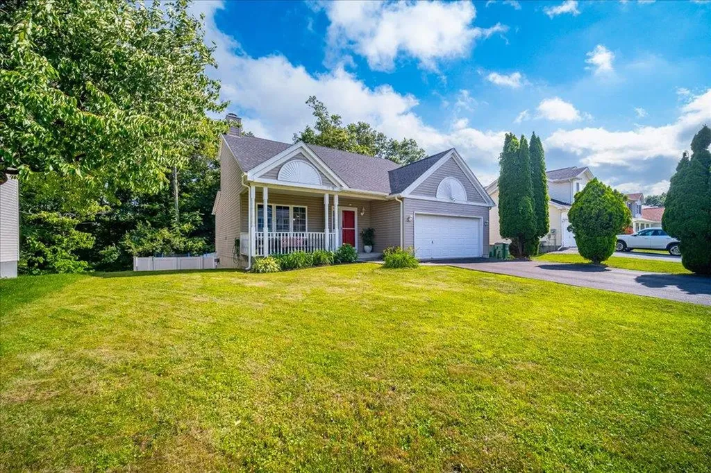 10 Lyford Lane Poughkeepsie NY 12601