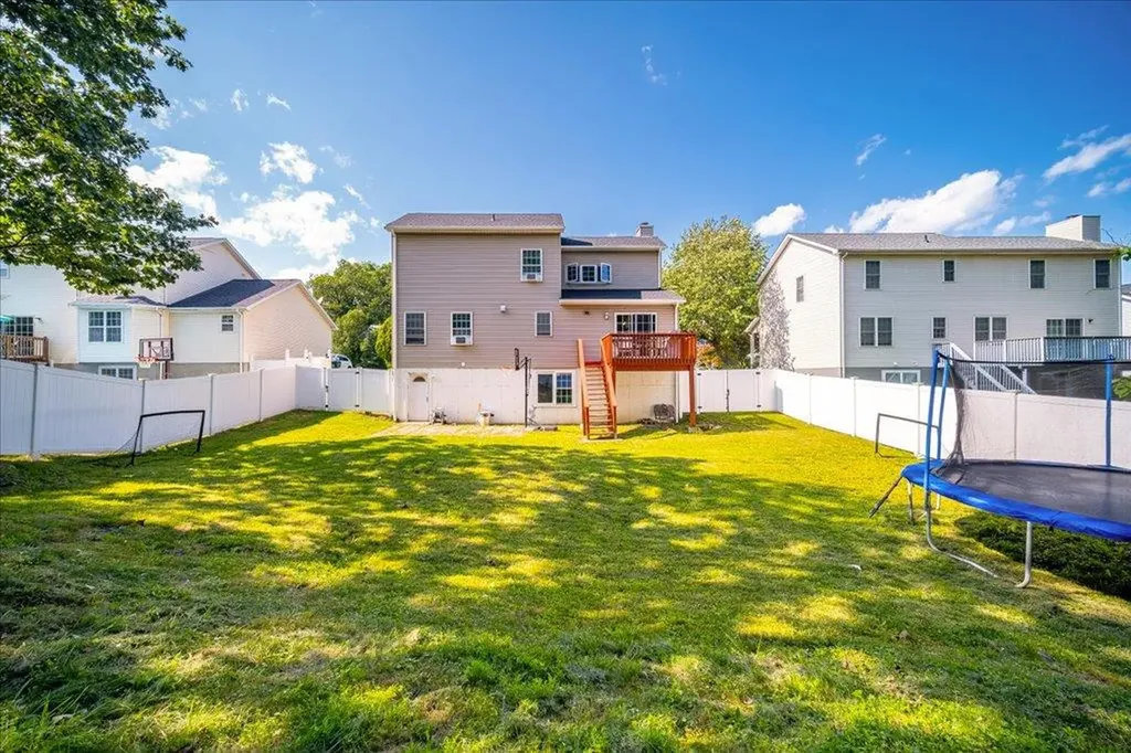 10 Lyford Lane Poughkeepsie NY 12601