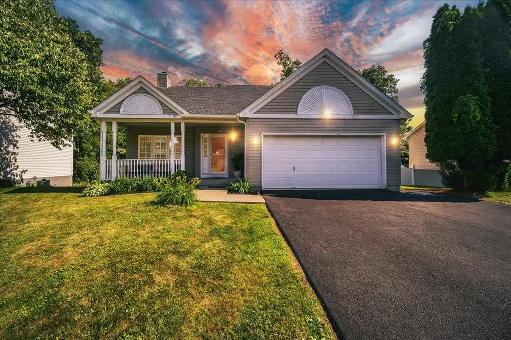 10 Lyford Lane Poughkeepsie NY 12601