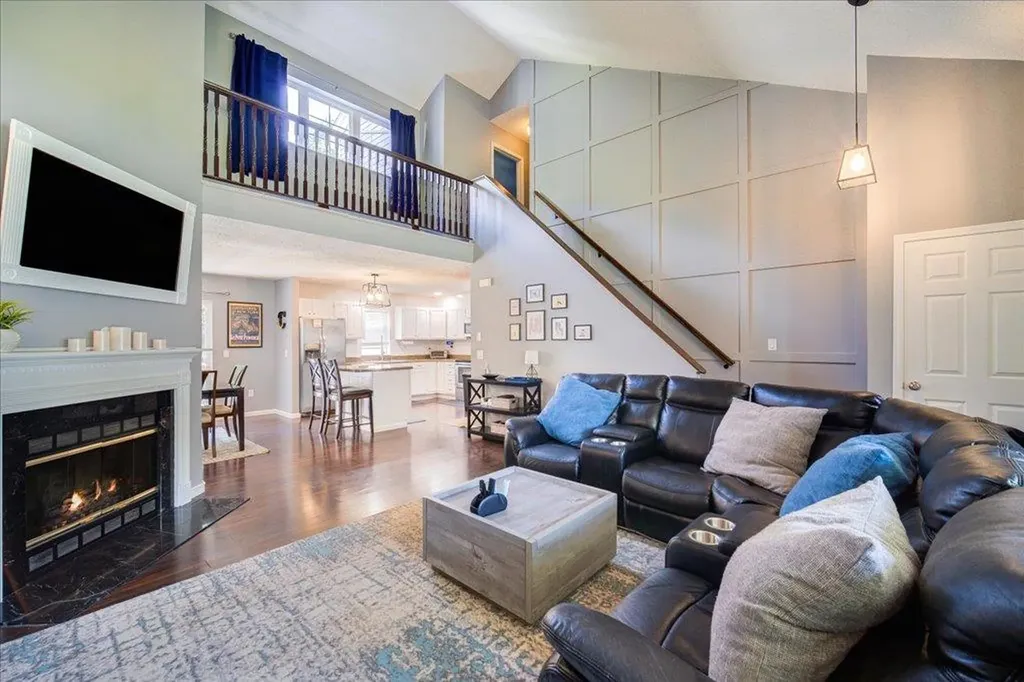 10 Lyford Lane Poughkeepsie NY 12601