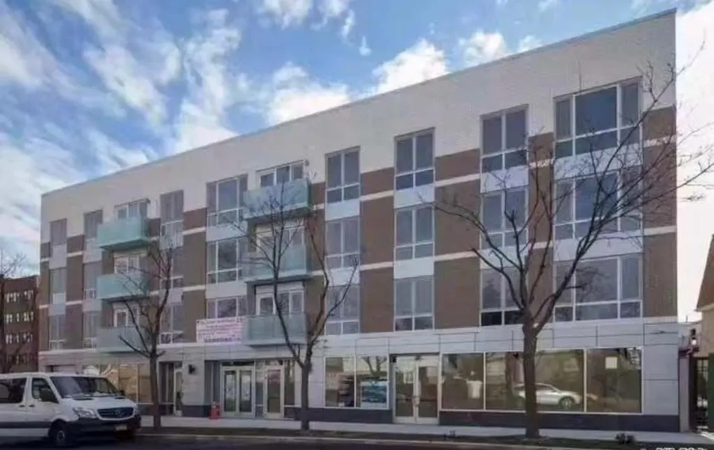 158-15 Union Turnpike Fresh Meadows NY 11366