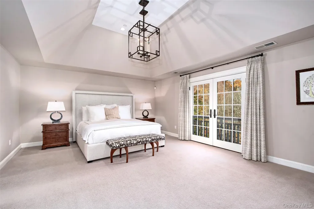 5 Sutton Farm Drive Chappaqua NY 10514
