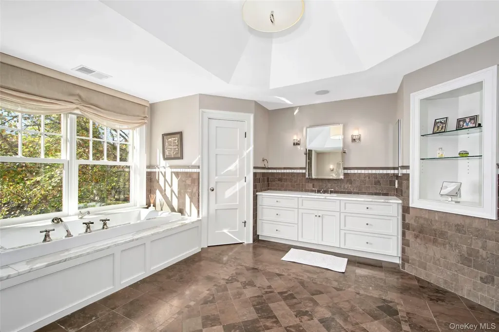 5 Sutton Farm Drive Chappaqua NY 10514