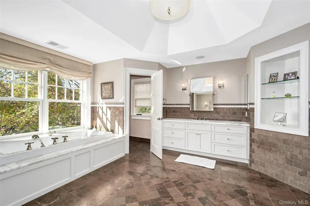 5 Sutton Farm Drive Chappaqua NY 10514