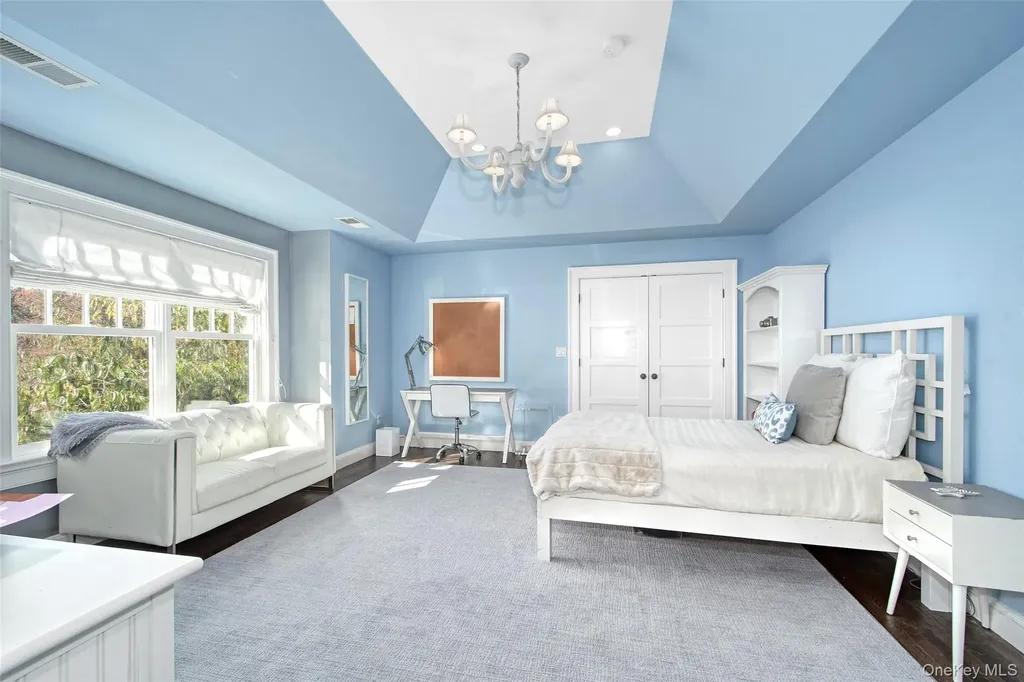 5 Sutton Farm Drive Chappaqua NY 10514