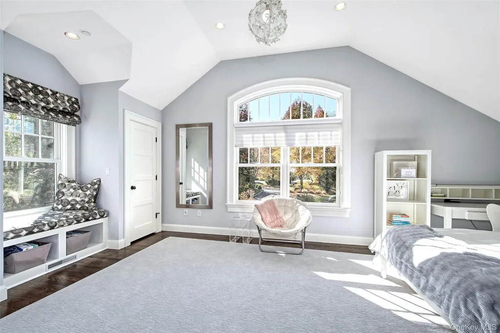 5 Sutton Farm Drive Chappaqua NY 10514