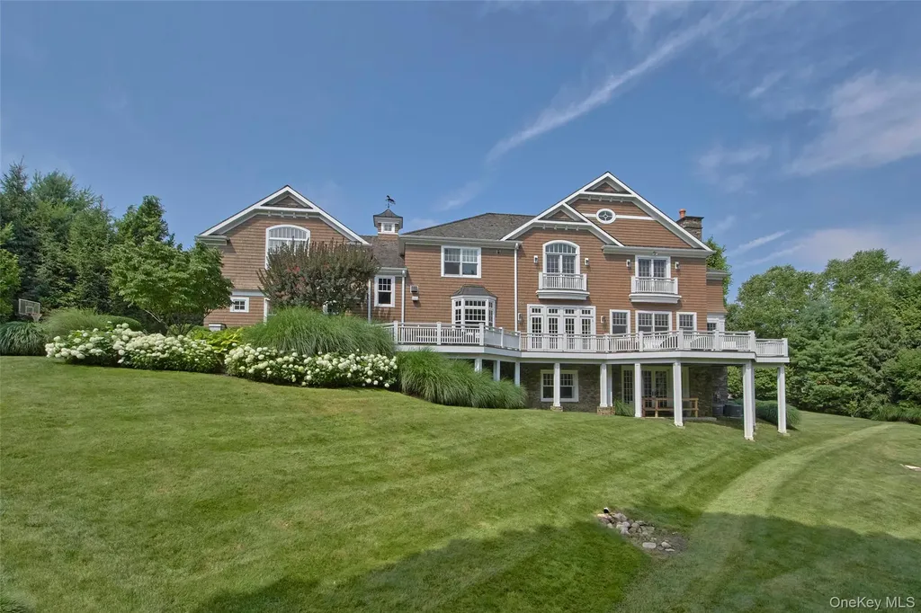 5 Sutton Farm Drive Chappaqua NY 10514