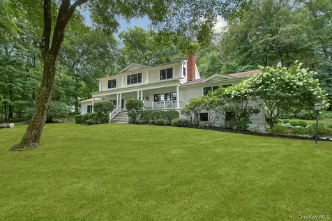 12 Brandon Drive Mount Kisco NY 10549