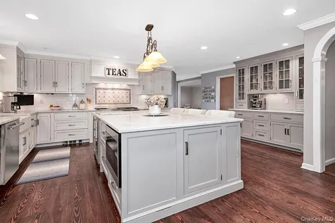 12 Brandon Drive Mount Kisco NY 10549