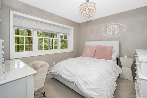 12 Brandon Drive Mount Kisco NY 10549