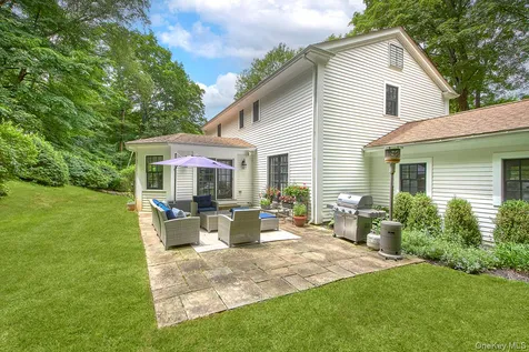 12 Brandon Drive Mount Kisco NY 10549