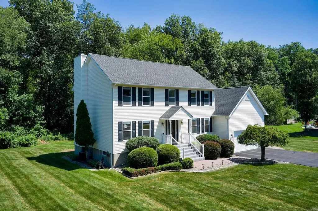 106 Moonlight Drive Stormville NY 12582