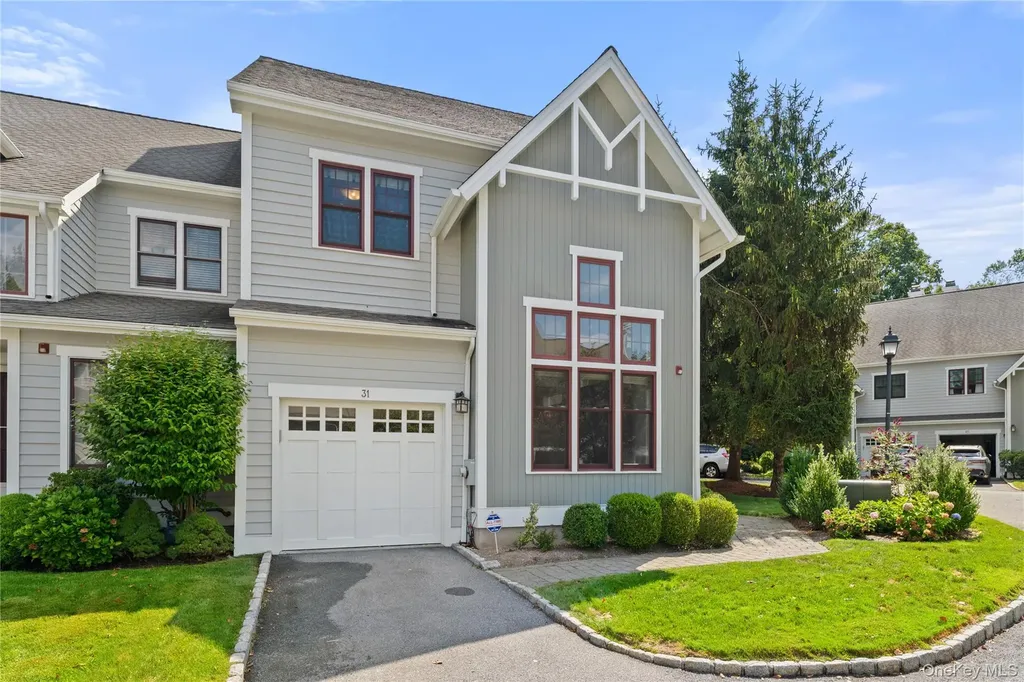 31 Hudson Drive Dobbs Ferry NY 10522