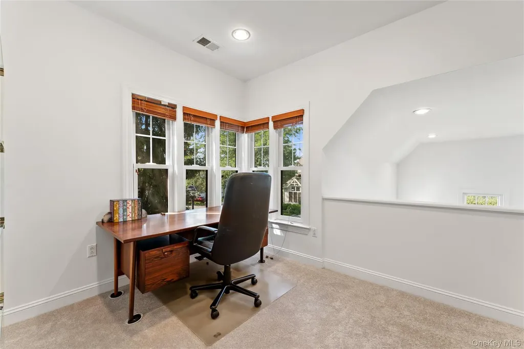 31 Hudson Drive Dobbs Ferry NY 10522
