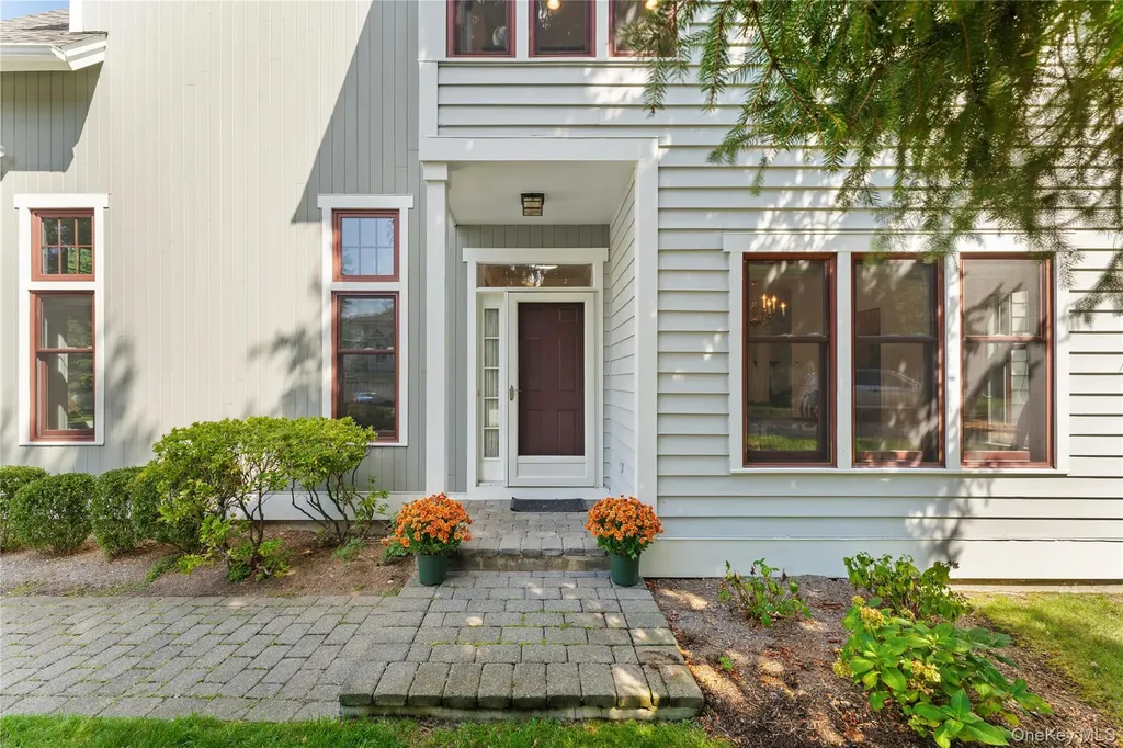 31 Hudson Drive Dobbs Ferry NY 10522