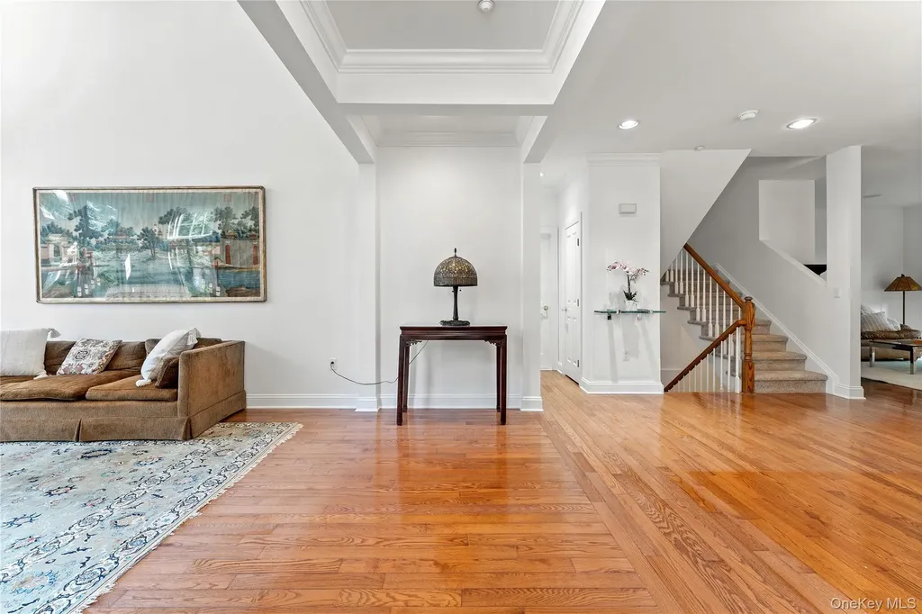 31 Hudson Drive Dobbs Ferry NY 10522