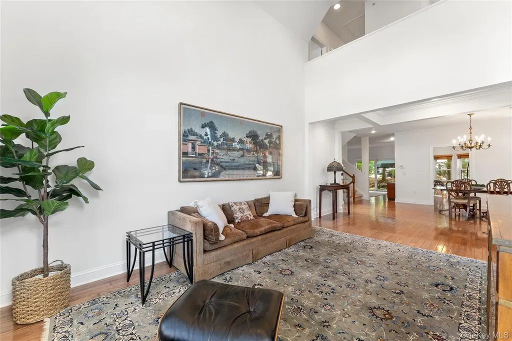 31 Hudson Drive Dobbs Ferry NY 10522