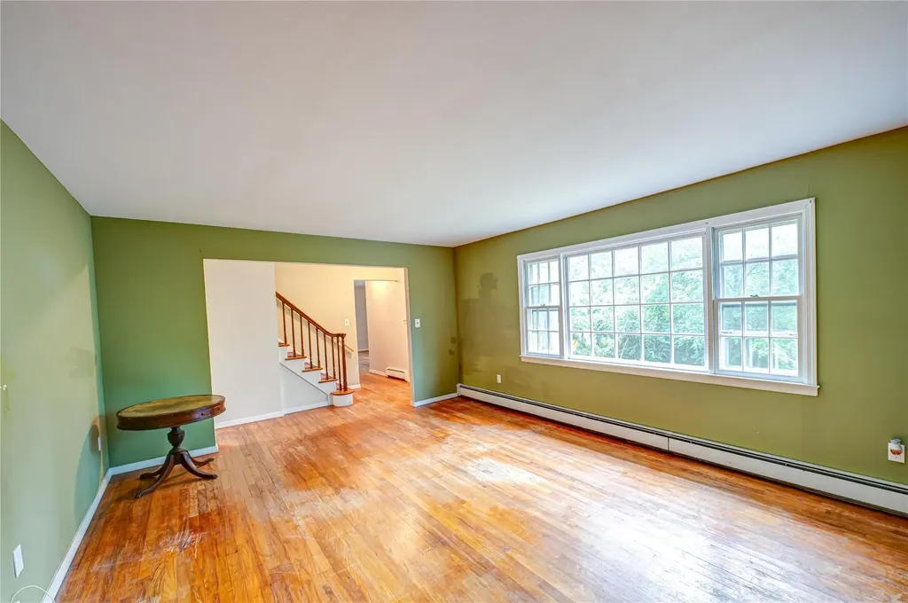 10 Valentine Road Shoreham NY 11786