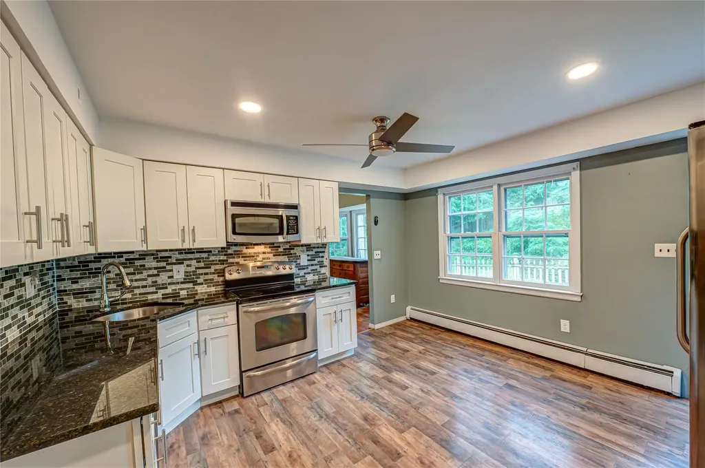 10 Valentine Road Shoreham NY 11786