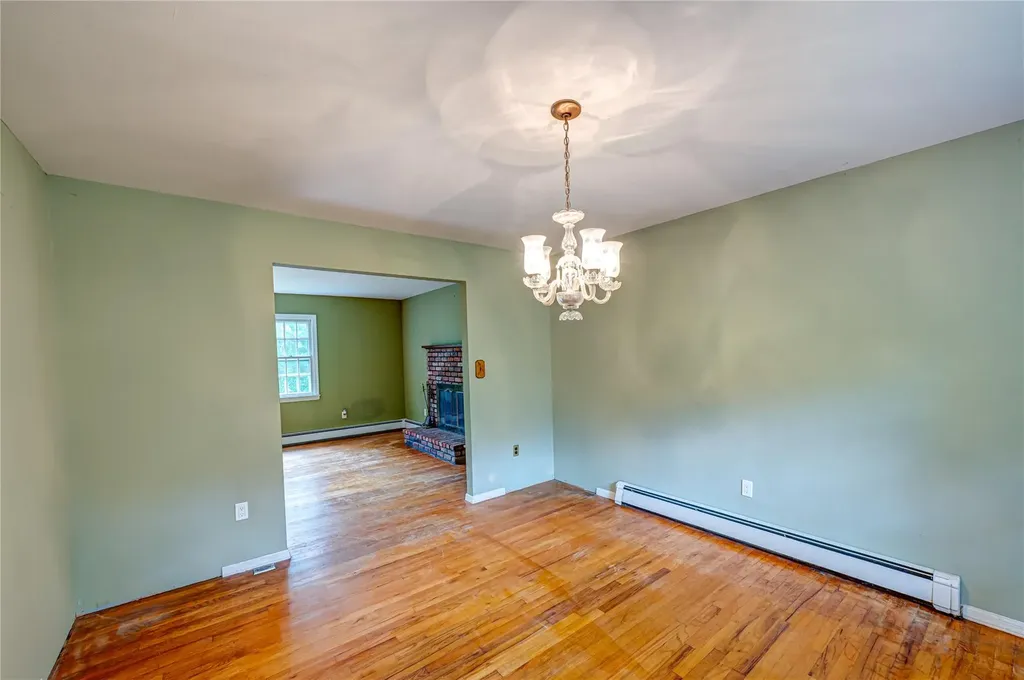 10 Valentine Road Shoreham NY 11786