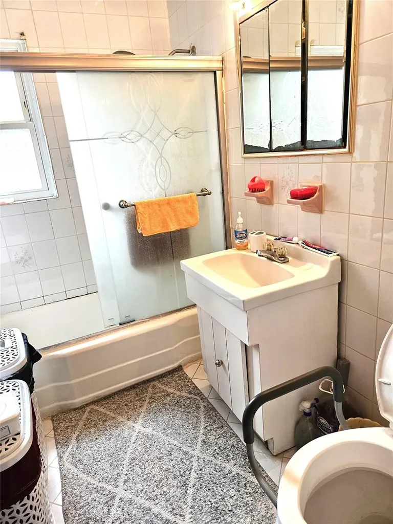 2164 Cross Bronx Expressway Bronx NY 10472