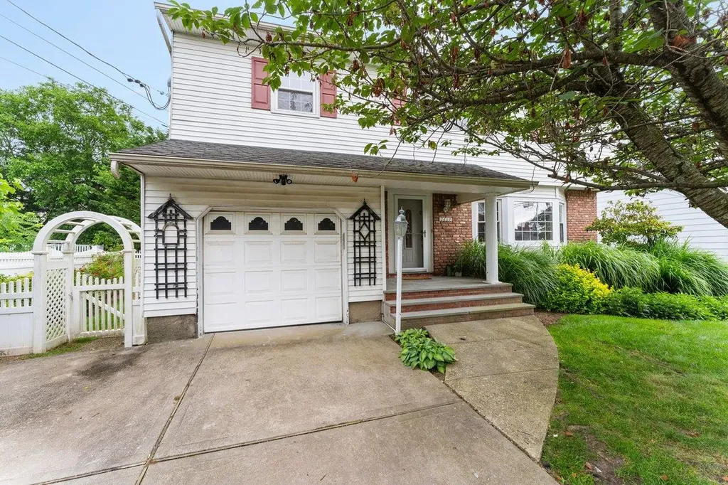 2609 Parkview Place Baldwin NY 11510