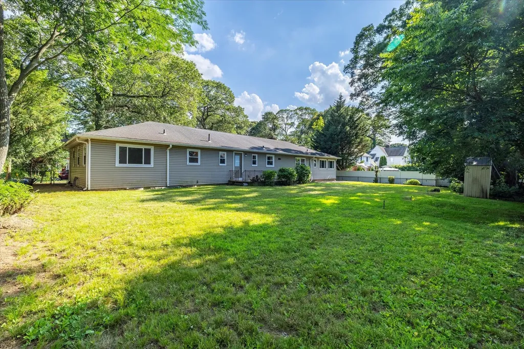 186 Prince Avenue Freeport NY 11520