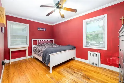 9 North Court Bayville NY 11709