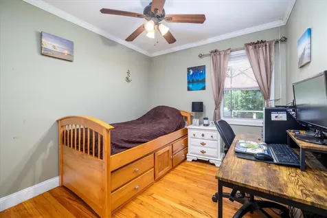 9 North Court Bayville NY 11709