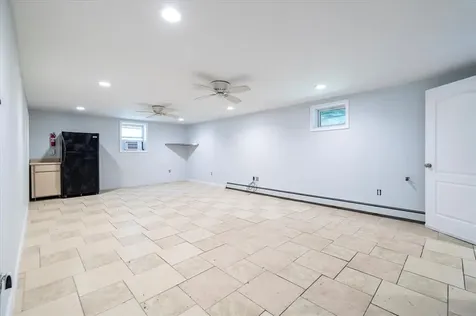 9 North Court Bayville NY 11709