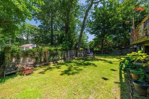 9 North Court Bayville NY 11709