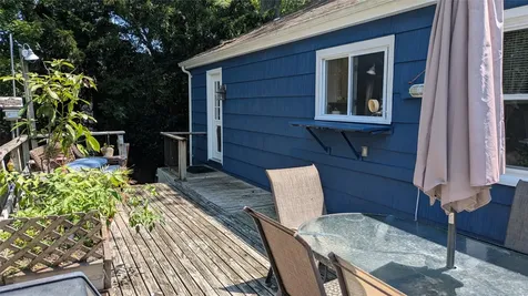 9 North Court Bayville NY 11709