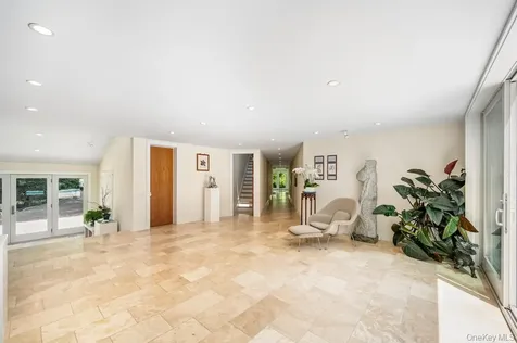 2222 Noyack Road Sag Harbor NY 11963