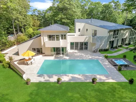 2222 Noyack Road Sag Harbor NY 11963