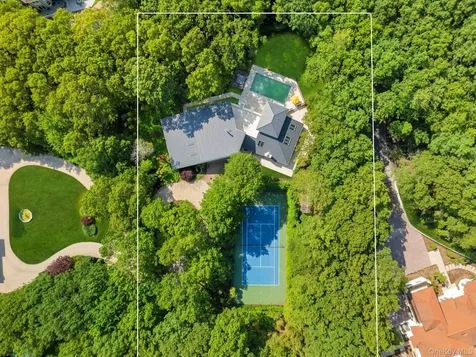 2222 Noyack Road Sag Harbor NY 11963