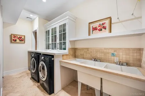 2222 Noyack Road Sag Harbor NY 11963