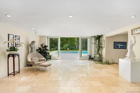 2222 Noyack Road Sag Harbor NY 11963