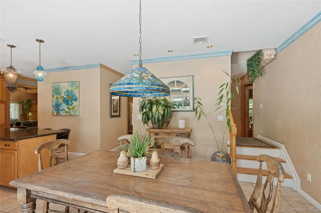 7 Orient Avenue Northport NY 11768